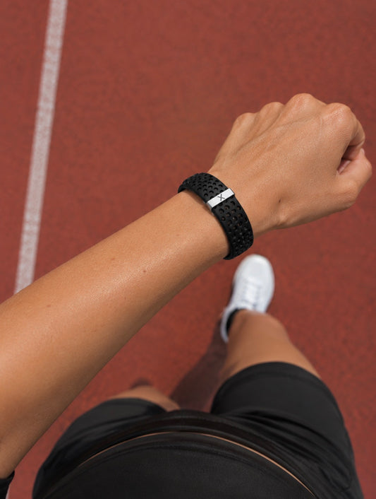 XEVEN Fitness Tracker
